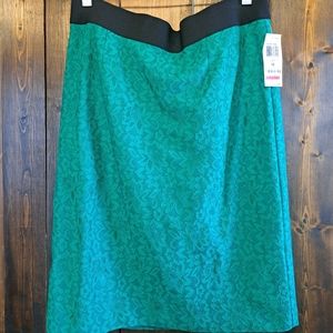 Green Floral Lace Pencil Skirt